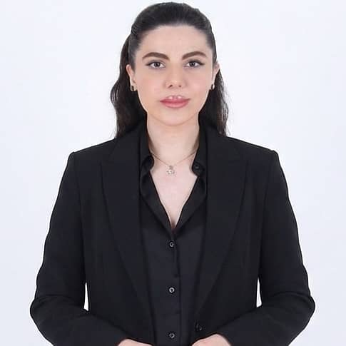Mehra Hosseini Mehra Hosseini