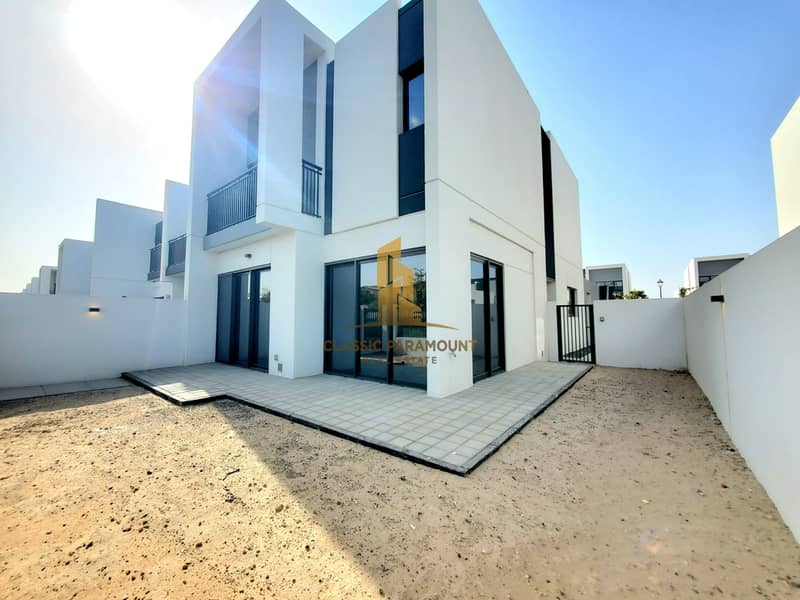 VACANT | NEARL POOL AND PARK | PRIME LOCATION VACANT | NEARL POOL AND PARK | PRIME LOCATION