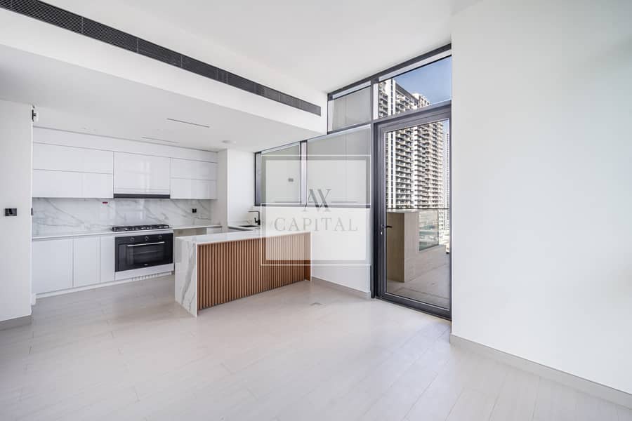 Elegant | Modern | Spacious | Jacuzzi on Balcony