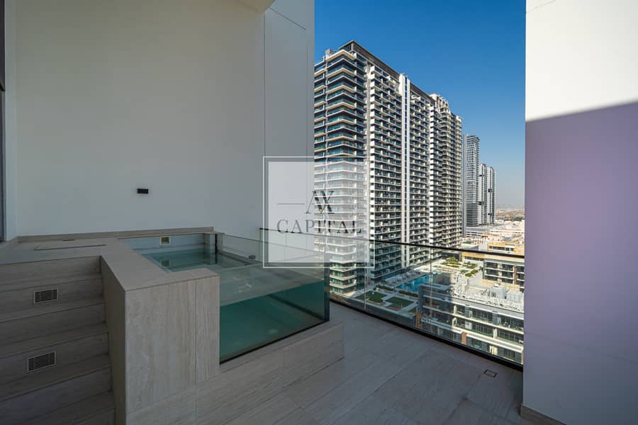 Elegant | Modern | Spacious | Jacuzzi on Balcony - Image 18
