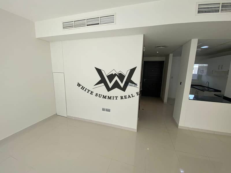 Family Home | 3BR | Victoria Cluster | Hajar Stone