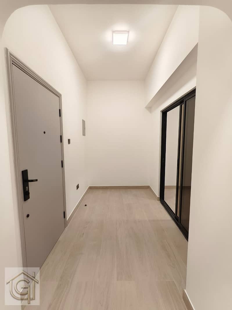 4 Main Door and Hall Door. jpeg