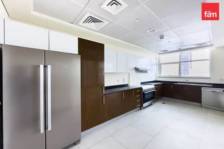 Appartement de 3 chambres à à vendre à Dubai Marina, Dubai - Appartement à Dubai Marina,Marina Arcade Tower, 3 chambres, 4000000 AED - 14115250 Appartement de 3 chambres à à vendre à Dubai Marina, Dubai - Appartement à Dubai Marina,Marina Arcade Tower, 3 chambres, 4000000 AED - 14115250