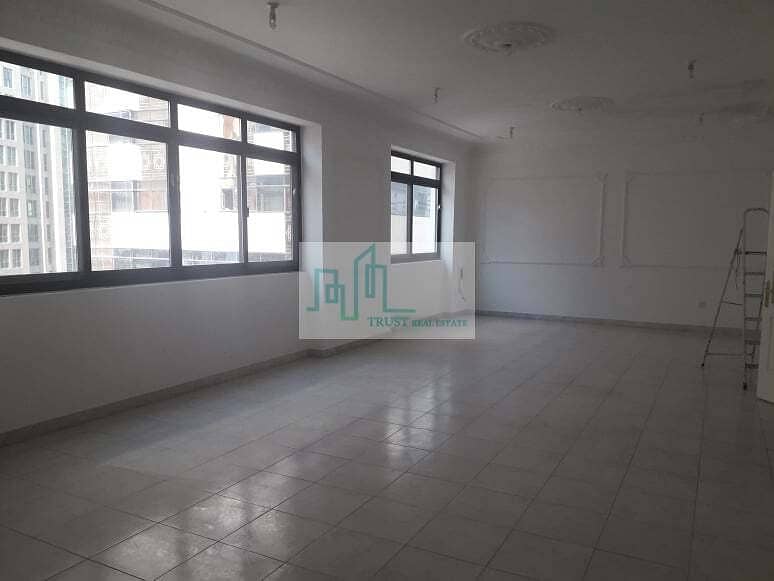 Affordable three bedrooms apartment available in Khalifa Street, Abu Dhabi