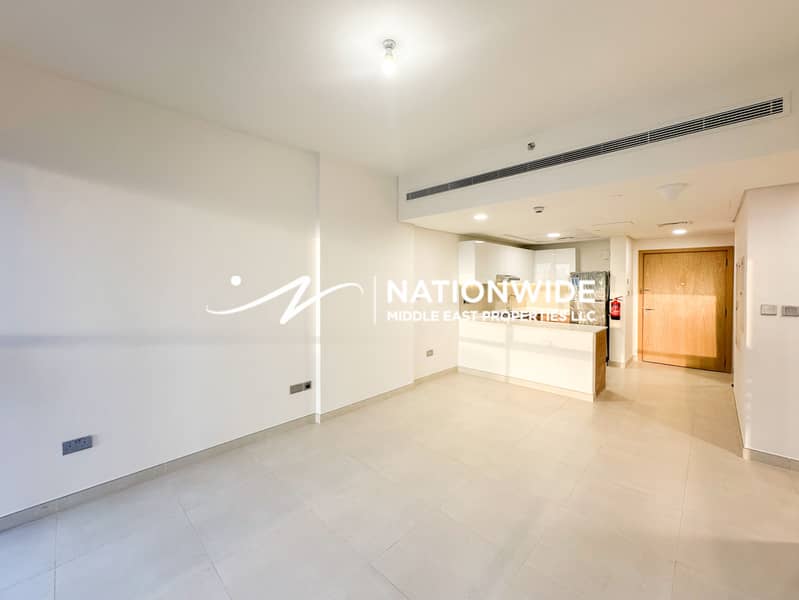 Vacant| Amazing 2BR | Best Layout| Prime Area - Image 2