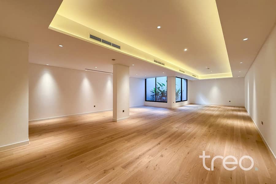 Vacant now | Corner Plot | Single Row - Image 4