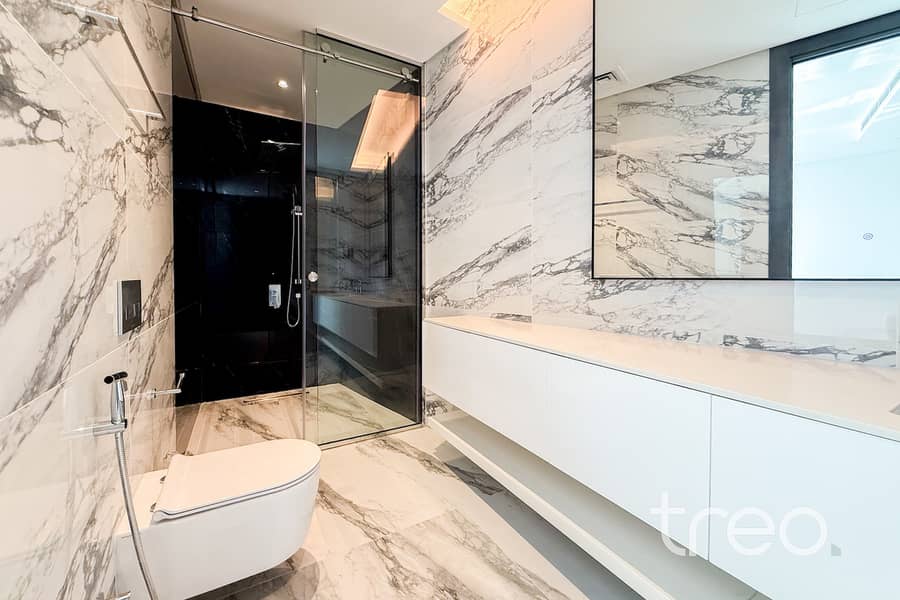 Vacant now | Corner Plot | Single Row - Image 19