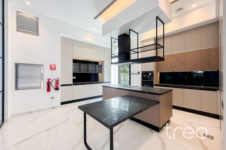 Vacant now | Corner Plot | Single Row - Image 21