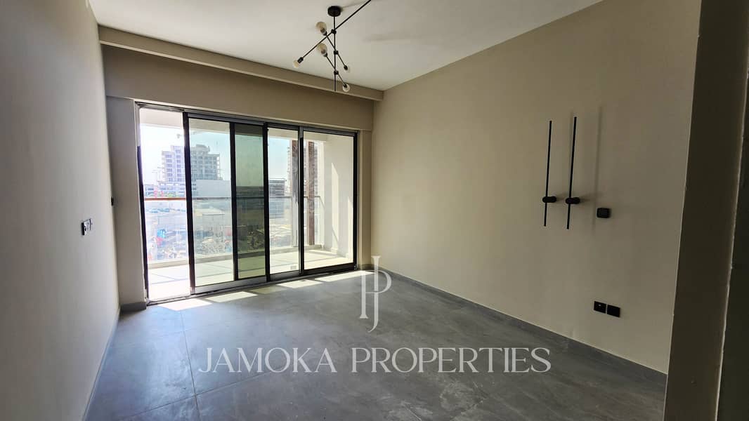 Well-Planned Layout | Ideal for End-Users or Investors | Vacant - Image 8