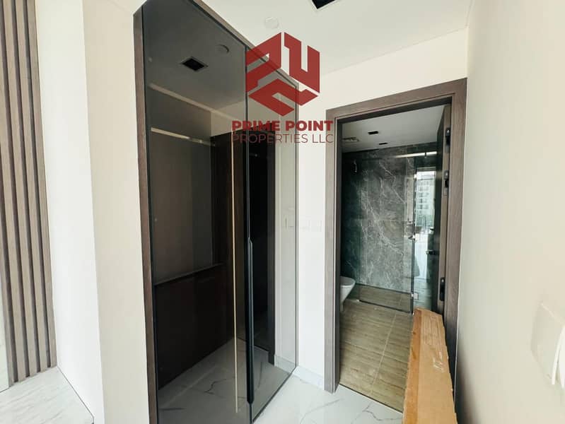 NEW BUILDING PRIME LOCATION | SPACIOUS - Image 1