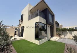 فیلا في ميبل 1،ميبل،دبي هيلز استيت 5 غرف 315000 درهم - 14121905