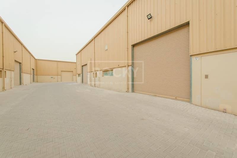 Warehouse in Jebel Ali Industrial- No Racks