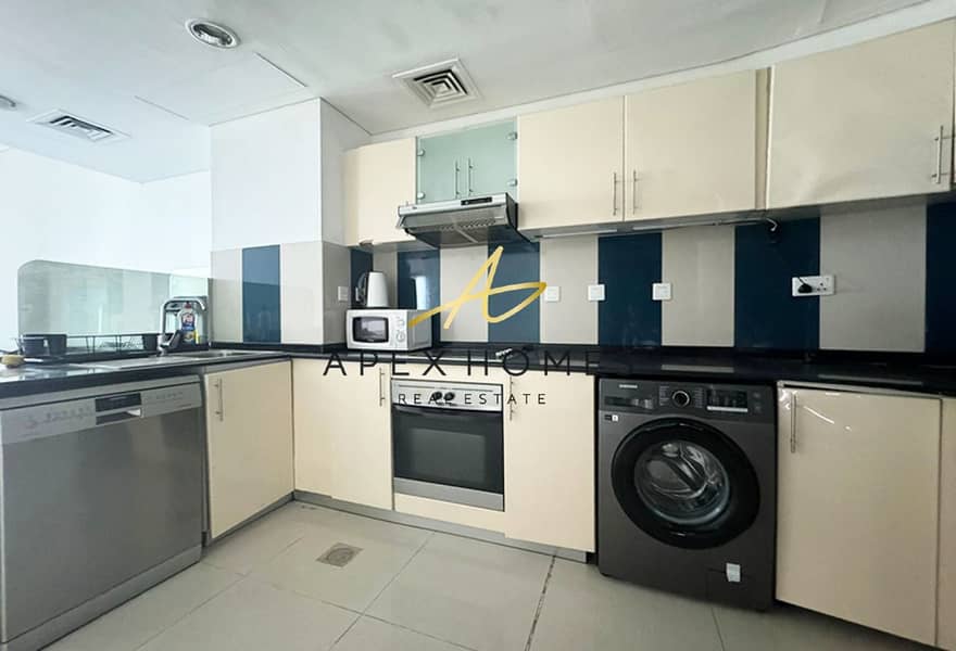 Unfurnished | Vacant | Partial Sea View - Image 10