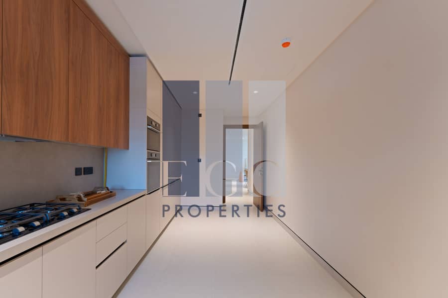 Road View 3 Bedroom Apartment | Spacious Layout | Prime Investment - Image 9