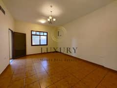 شقة في عشارج 3 غرف 60000 درهم - 14129348