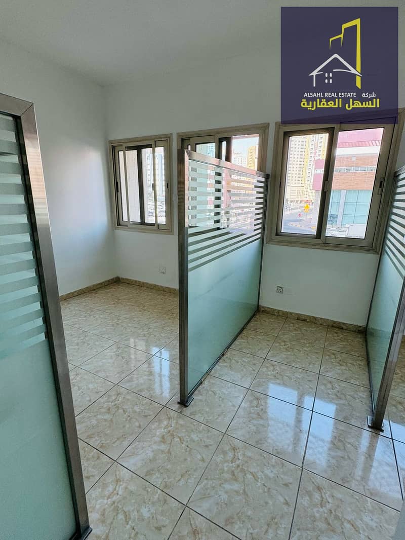 Office in a Strategic Location in Al Majaz 1 - Повеќе