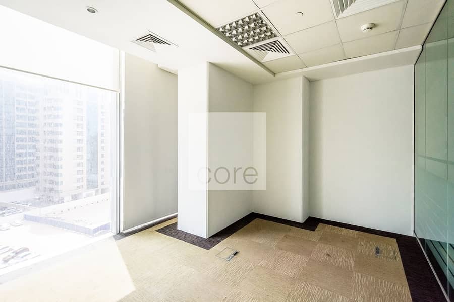 Low floor fitted office | Code Business Tower