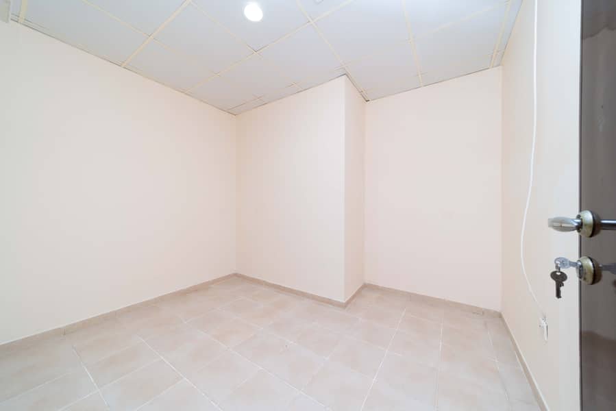 9 7R208199. jpg