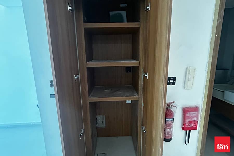 High Floor | Marina Skyline View | Corner Unit - Image 5