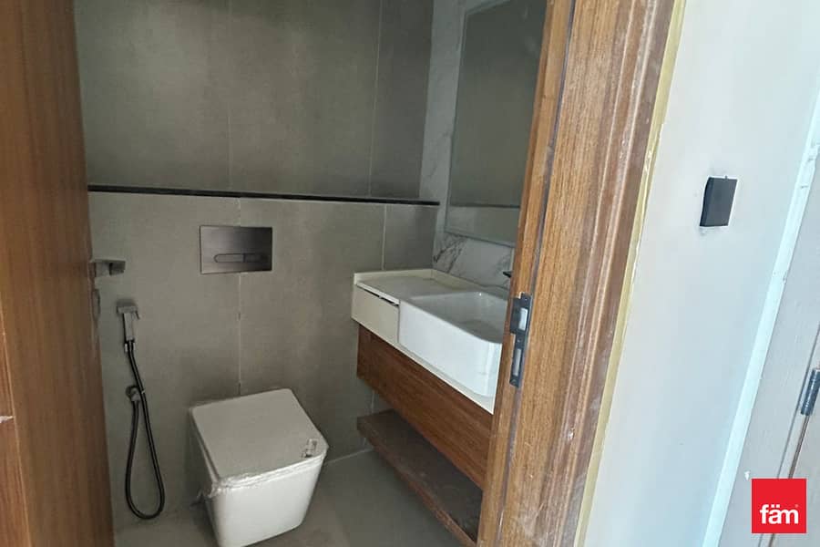 High Floor | Marina Skyline View | Corner Unit - Image 12