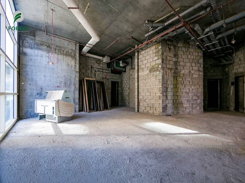 Vacant Retail Shop in Yacht Bay Great Location Vacant Retail Shop in Yacht Bay Great Location