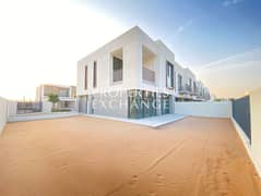 Premium Corner Unit | Large Plot | Park Facing