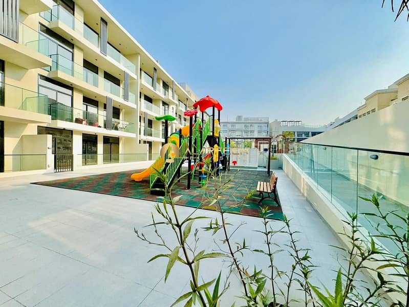 Study Room | Spacious and New | Big Terrace - Image 4