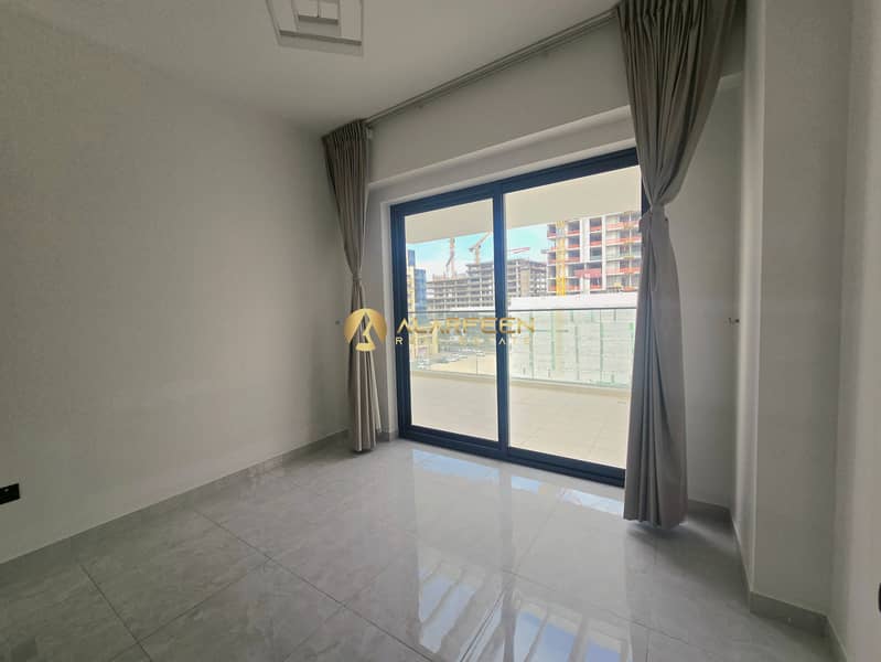 Study Room | Spacious and New | Big Terrace - Image 11