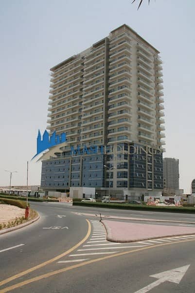 Large 1 Bed With Balcony and canal view Large 1 Bed With Balcony and canal view
