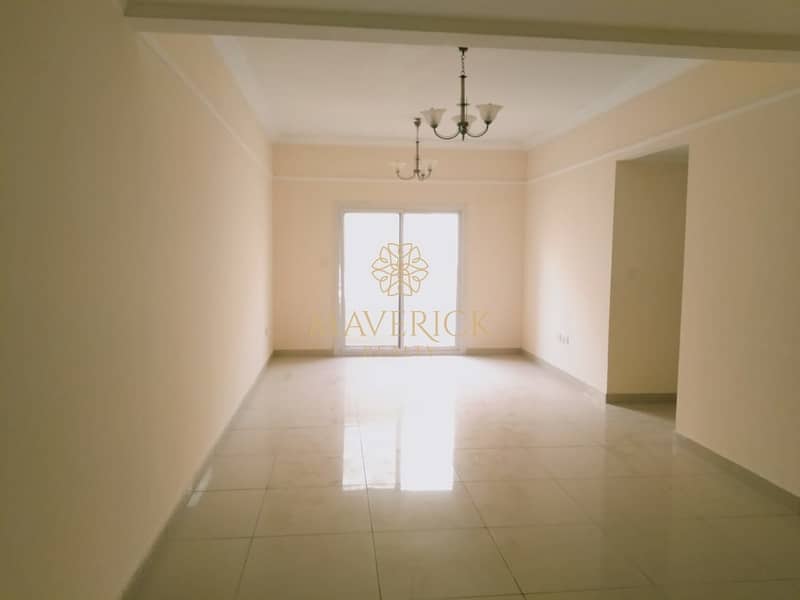 Lavish 3bhk Balcony Parking 15 Days Free Built In Wardrobes