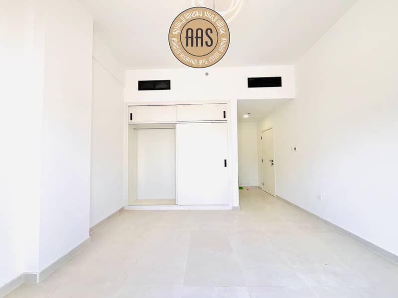 Close kitchen spacious 1bhk Flat Available with Terrace All Amenities free - Image 10