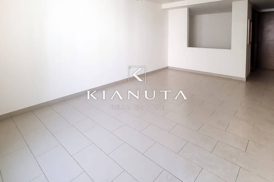 READY | SPACIOUSE | MODERN | PRIME LOCATION