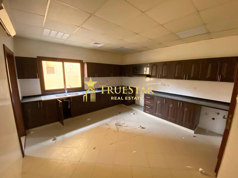 PRESTIGIOUS 5BR MAIDS PRIVATE GARDEN INDEPENDENT VILLA - Image 8