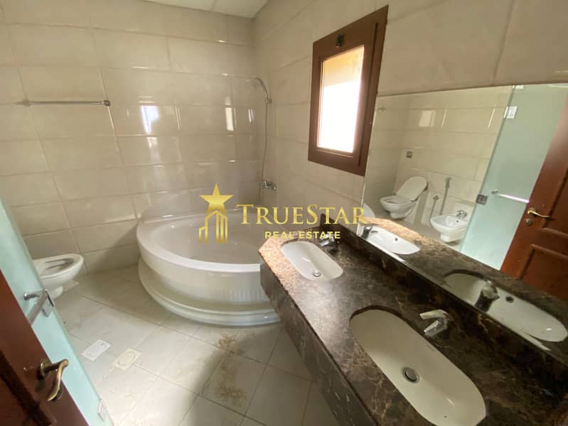 PRESTIGIOUS 5BR MAIDS PRIVATE GARDEN INDEPENDENT VILLA - Image 16