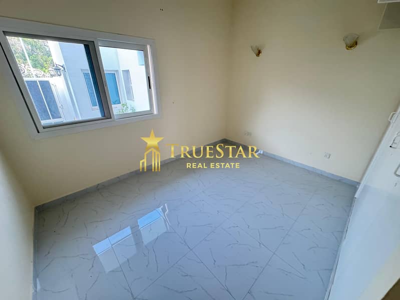 BRIGHT COMPOUND VILLA 4BR MAIDS PRIVATE GARDEN SHARED POOL PADEL COURT - Image 12