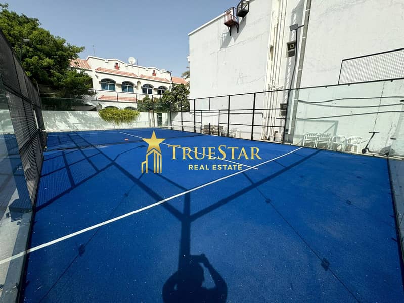 BRIGHT COMPOUND VILLA 4BR MAIDS PRIVATE GARDEN SHARED POOL PADEL COURT - Image 20