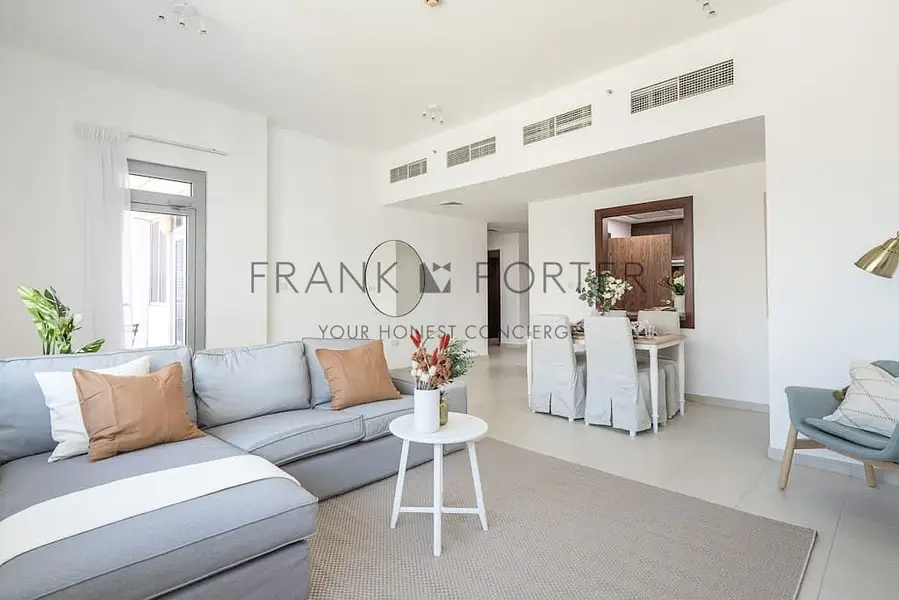 Modern 2BR in Business Bay w/ Burj Khalifa Views | Ideal for Mid - Term, Monthly & Weekely Stays | All Bills Inclusive