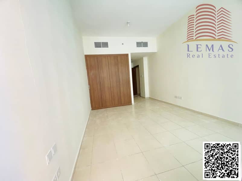 4 2de1236a-3362-48ad-9486-efecc1225f8f. jpg
