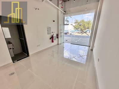 Shop in affitto a Aljada, Sharjah - 6fcf054b-dce1-424f-9e1e-c61d6558d823. jpg