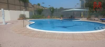 فیلا في الصفوح 2،الصفوح 4 غرف 350000 درهم - 13231513