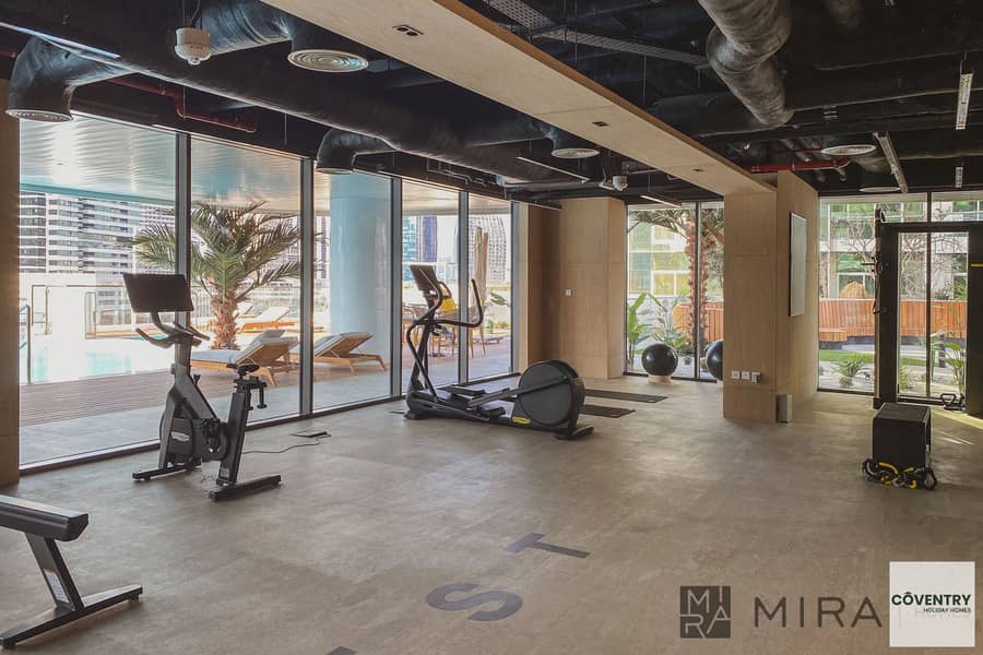 Elegant 1BR | Canal View | Business Bay | Short-Term Stay - Image 32