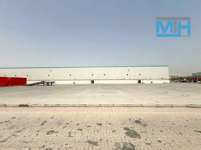 Huge Plot | Commercial Land | Prime Location – další
