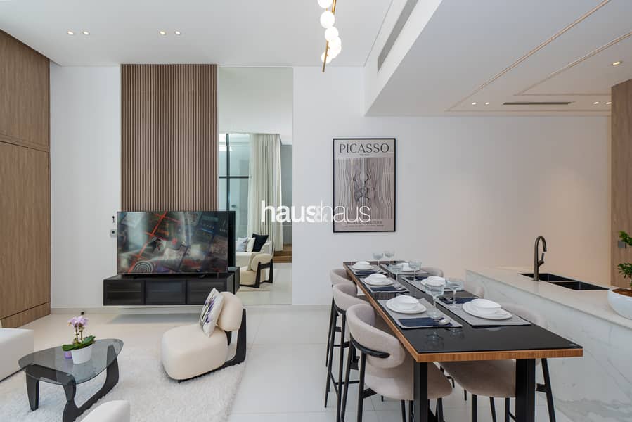 Premium Townhouse | Rooftop Pool | Smart Home - Image 8