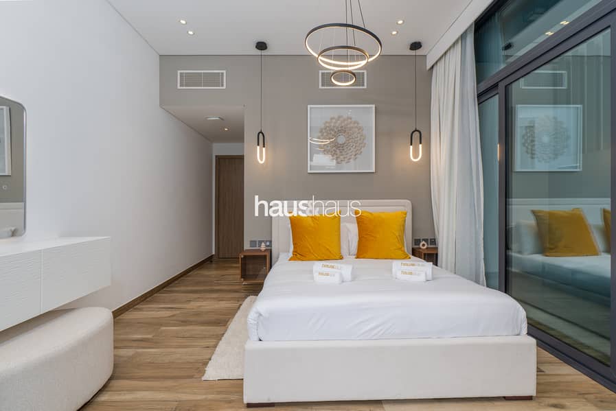 Premium Townhouse | Rooftop Pool | Smart Home - Image 5