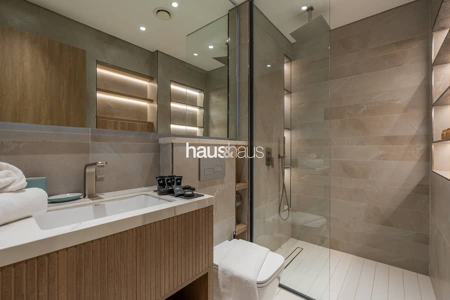 Premium Townhouse | Rooftop Pool | Smart Home - Image 20