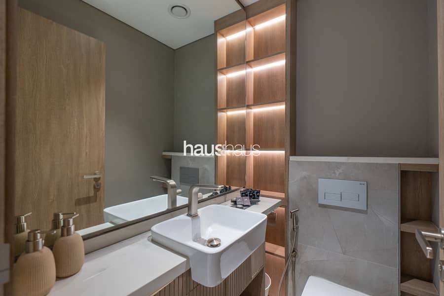 Premium Townhouse | Rooftop Pool | Smart Home - Image 30