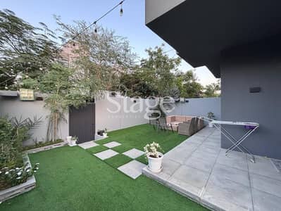 3 Bedroom Townhouse for Sale in Tilal City, Sharjah - Luxurious Corner Townhouse | Masaar Sendian 3 Bedroom Townhouse for Sale in Tilal City, Sharjah - Luxurious Corner Townhouse | Masaar Sendian