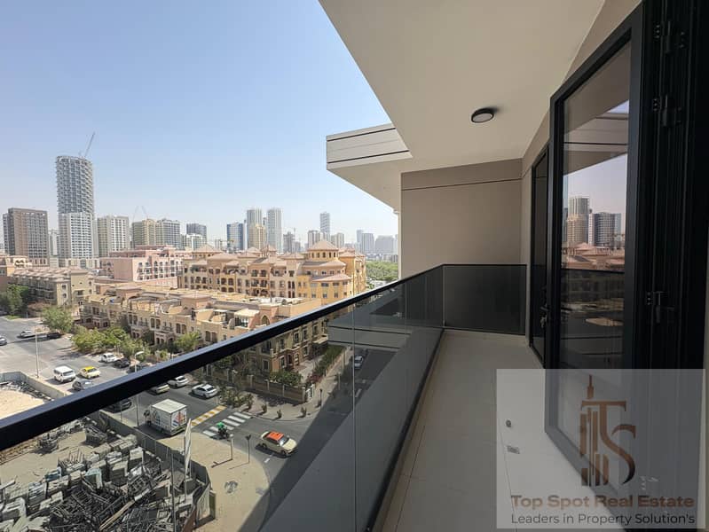 Modern Layout | 1 Bed + Study | Close to Mall - Image 1