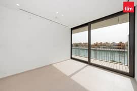 Prime Location Super Luxury Full Canal View