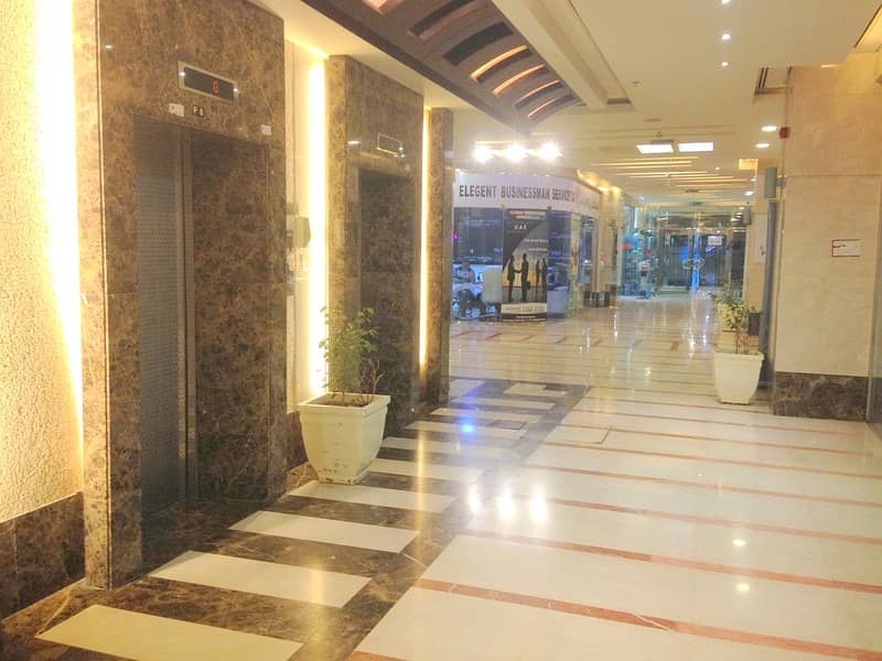 شقة في برج الكورنيش كورنيش عجمان 2 غرف 500000 درهم - 2069353 شقة في برج الكورنيش كورنيش عجمان 2 غرف 500000 درهم - 2069353